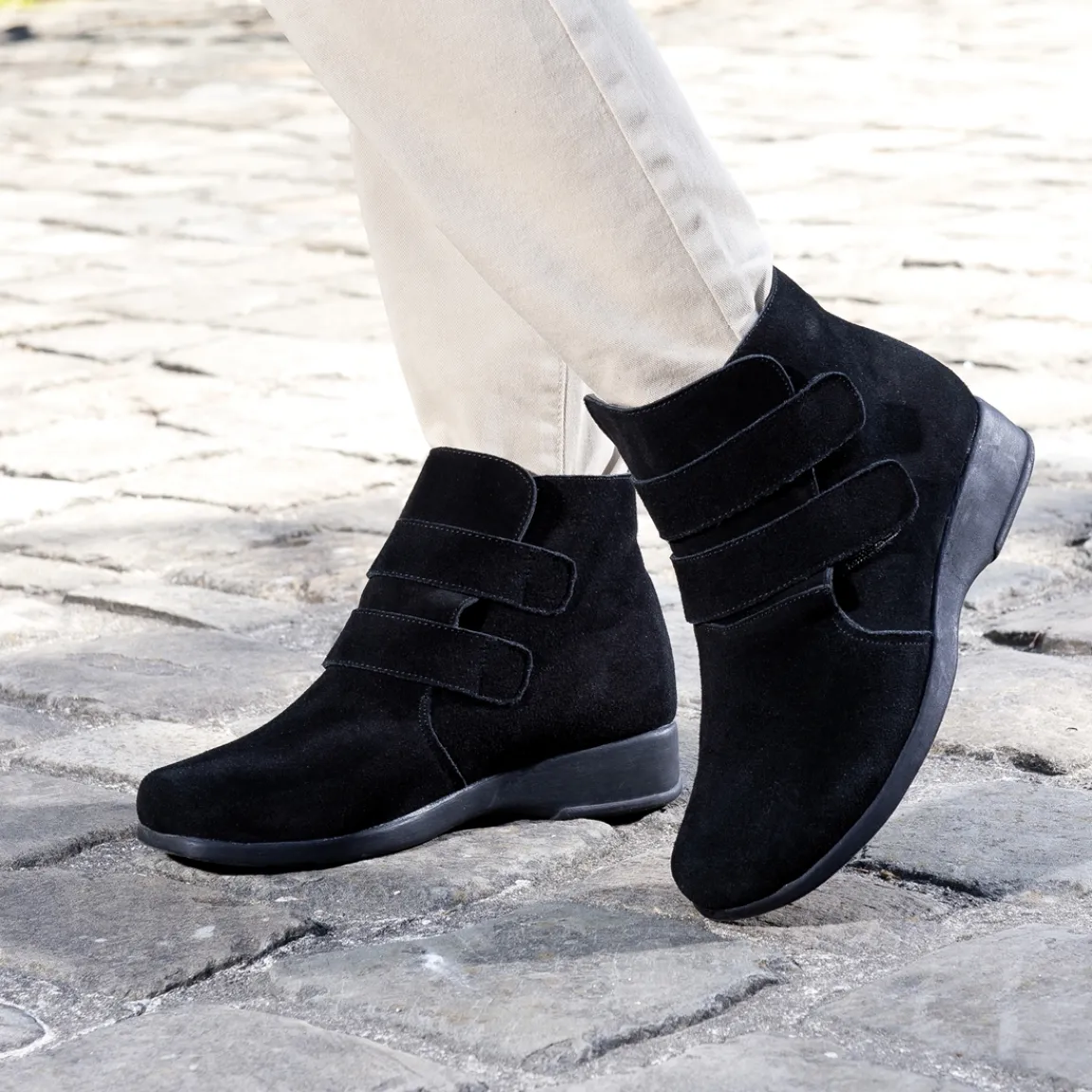 Clearance Tempsl Bottines "Camille" Rouge ou Noir