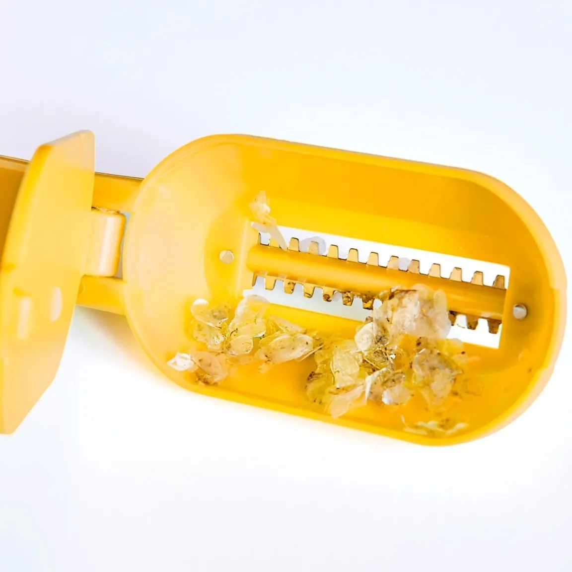 New Tempsl Ecailleur réservoir jaune