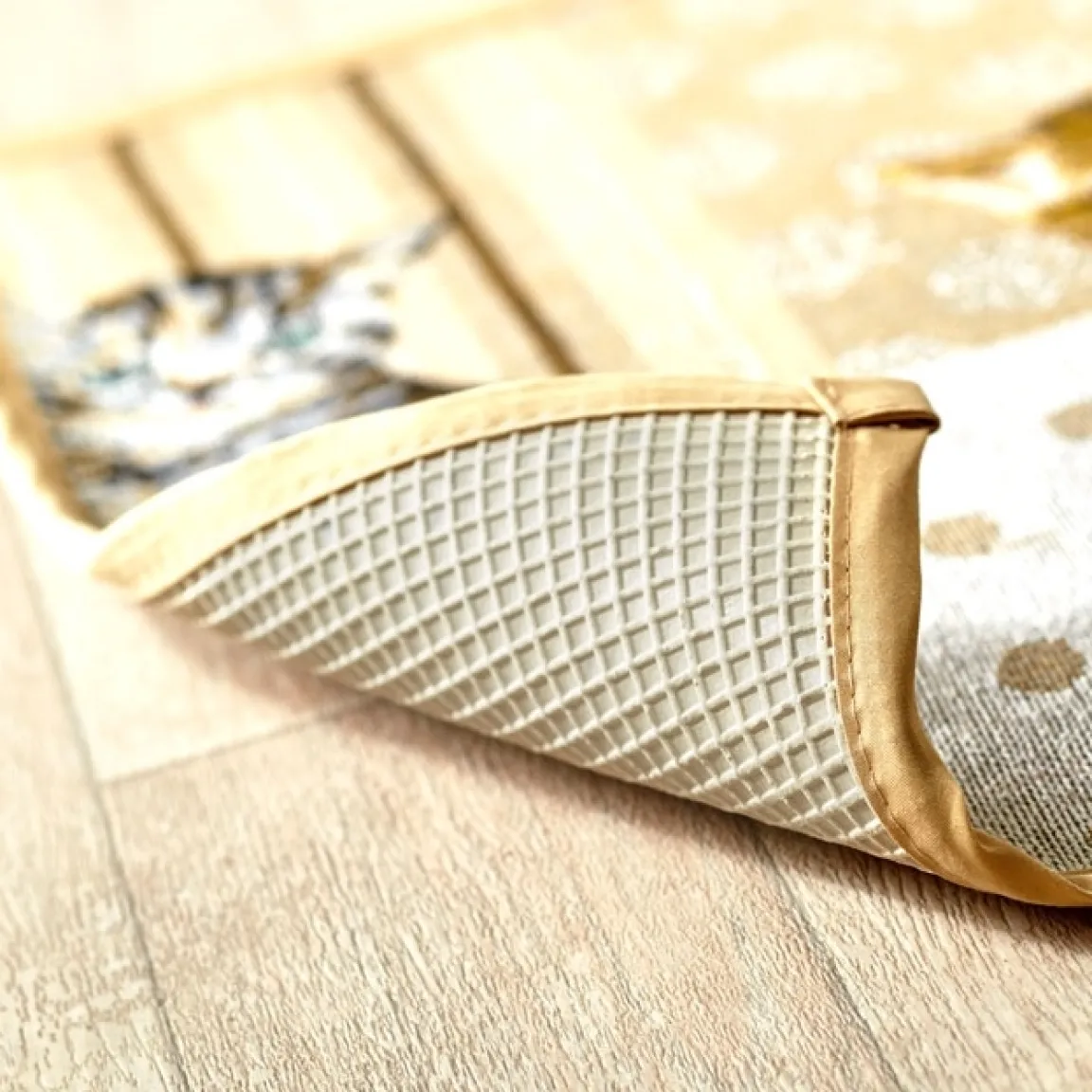 Best Tempsl Tapis chatons